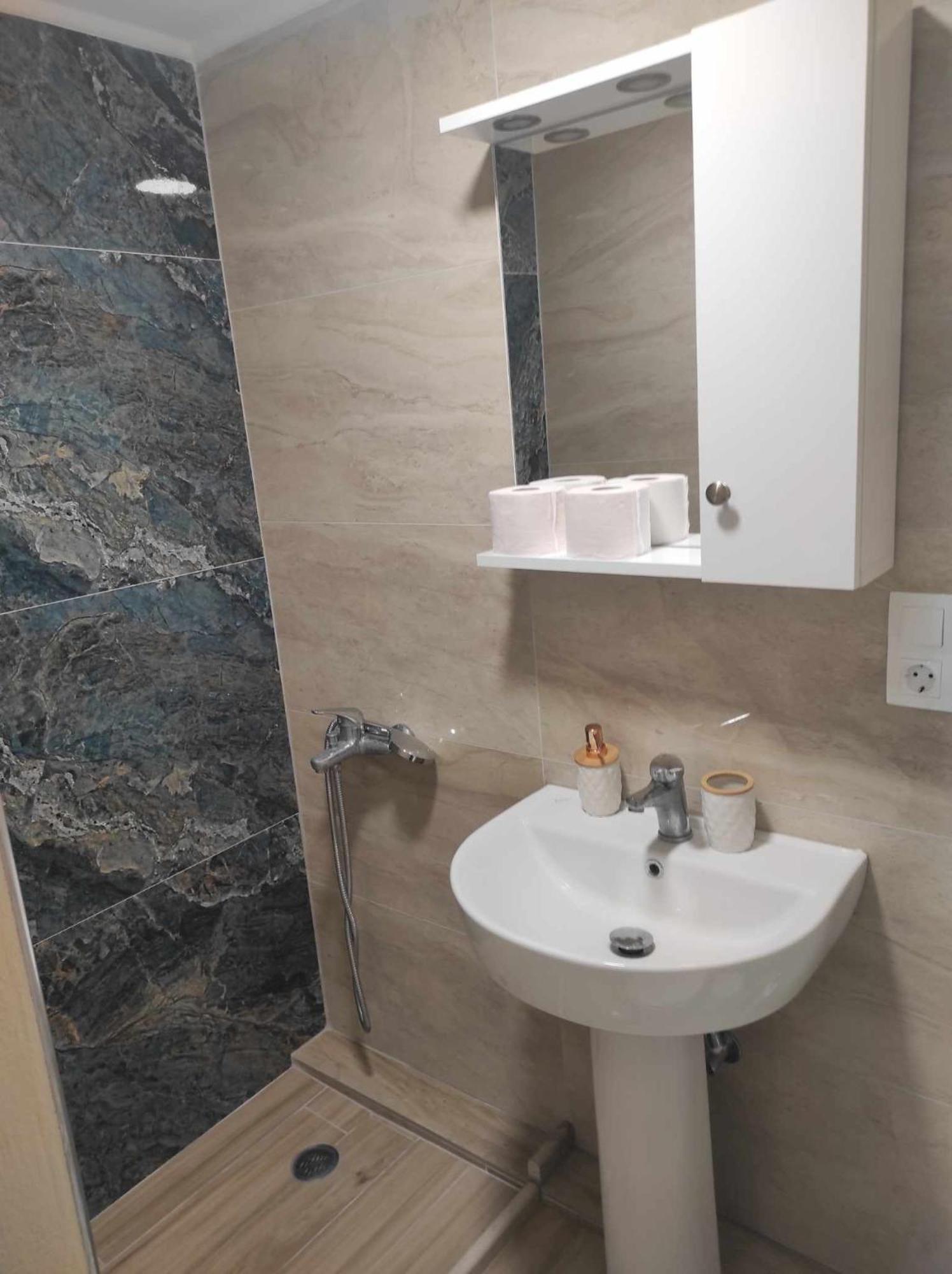 Light Blue Paralia Apartments Екстер'єр фото