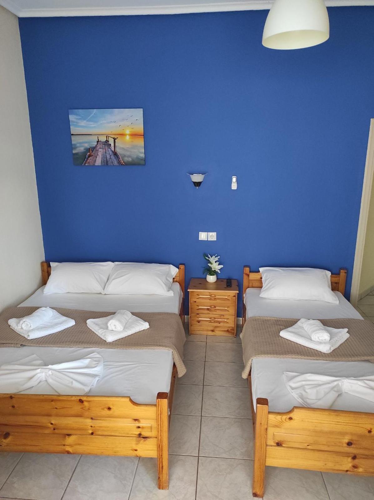 Light Blue Paralia Apartments Екстер'єр фото